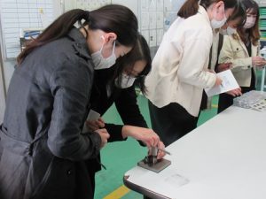 ものづくり体験　～金属コマの製作～