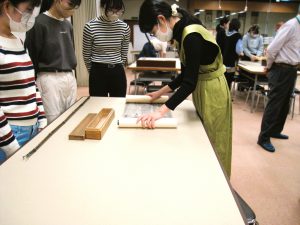 巻子本の捌き方