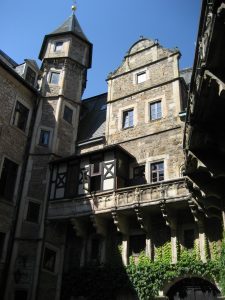 buckeburg castle courtyard