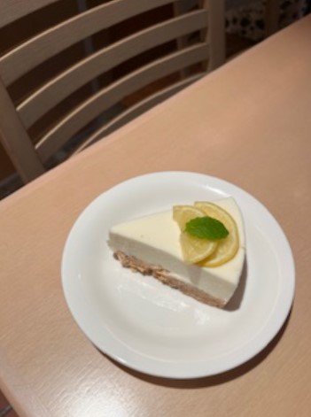 はちみつレアチーズケーキ